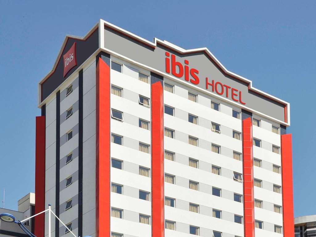 Ibis Vitoria Praia Do Canto Exteriör bild